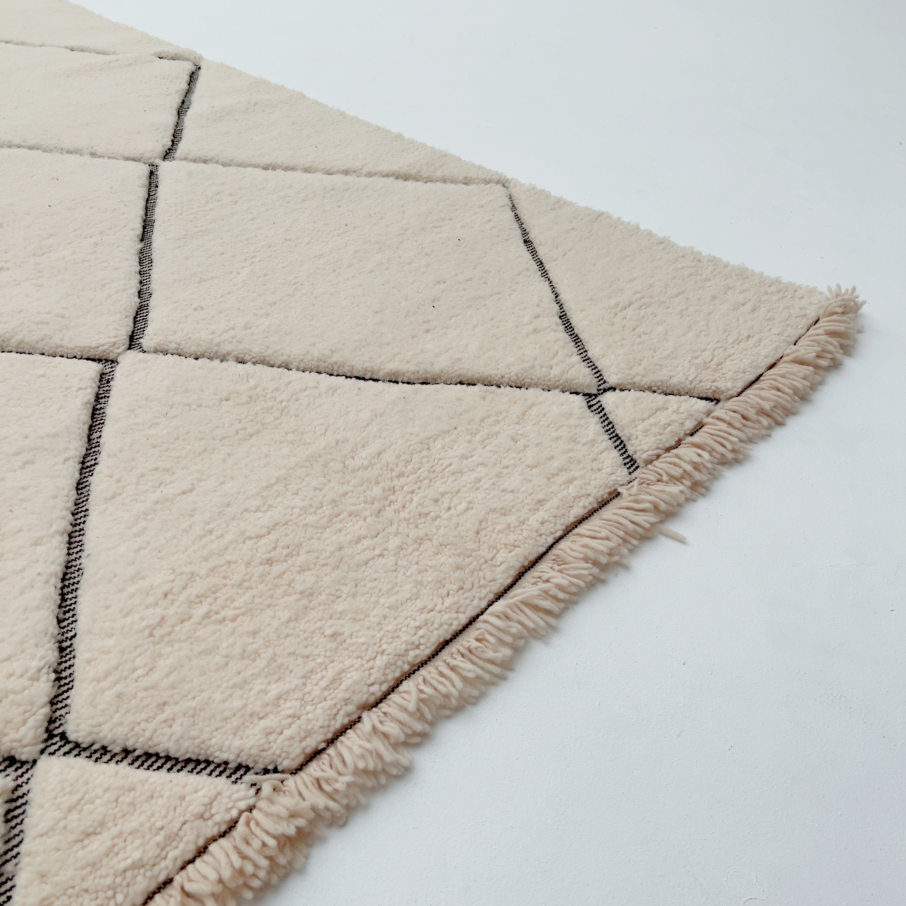 Beni Ourain Rug - Classic Diamond Shapes - Beni Ourain Rug