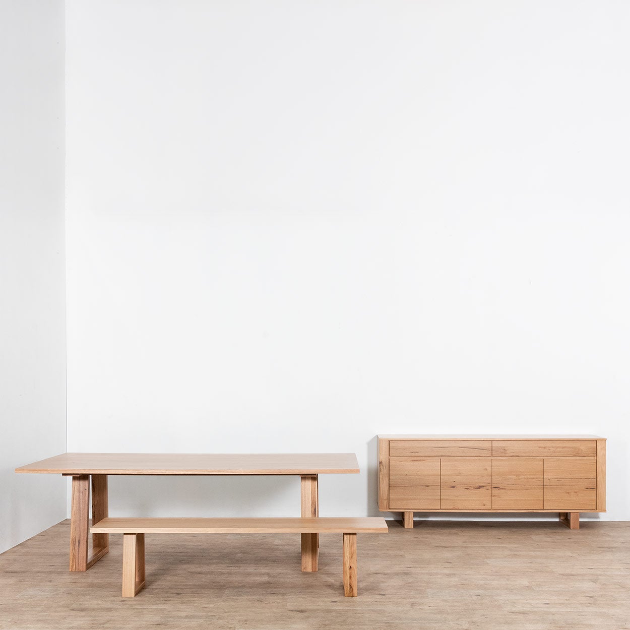 Clara Bench - Messmate - Bench