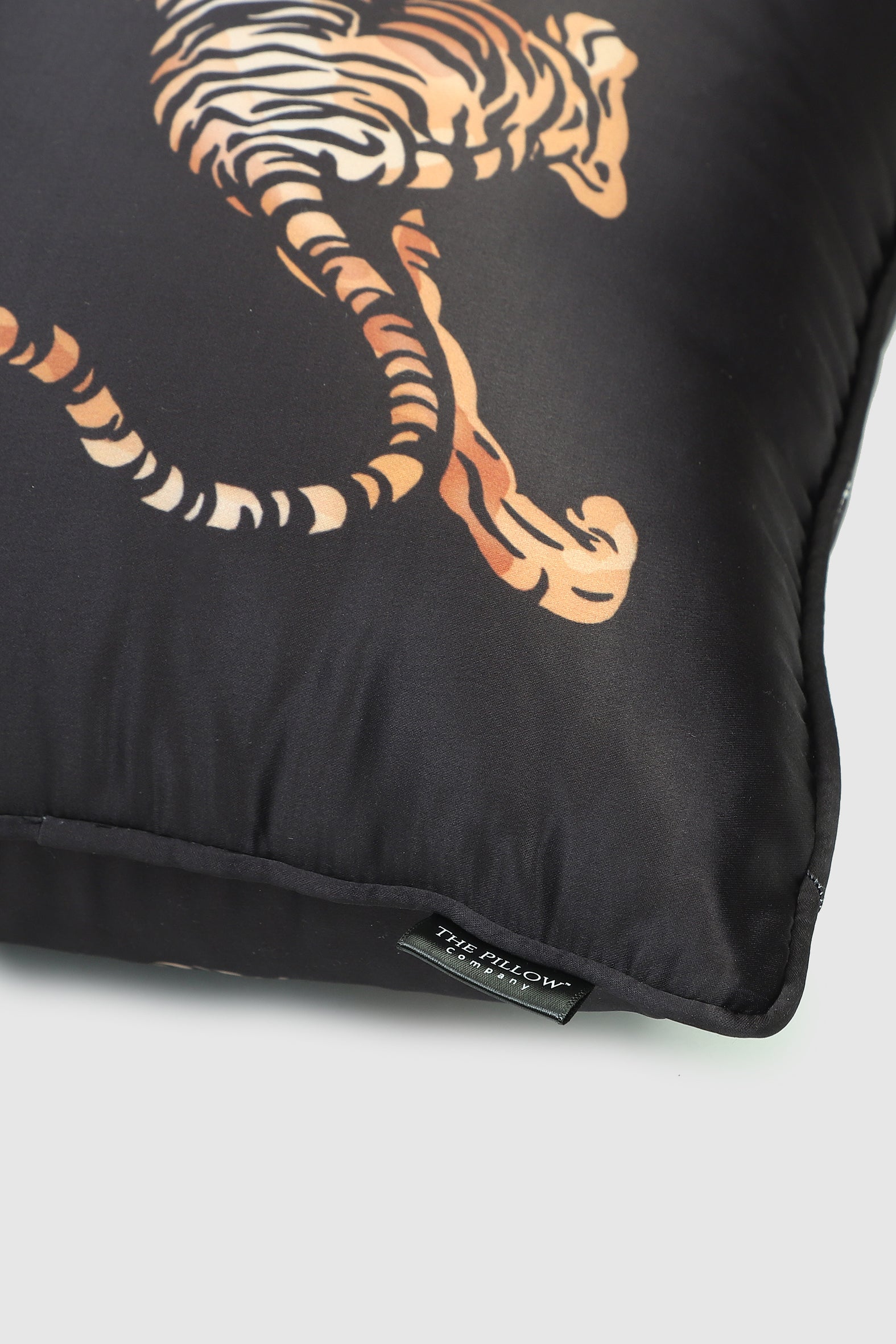 Exotic Roar Sateen Pillow Cover , Black - Pillow Covers