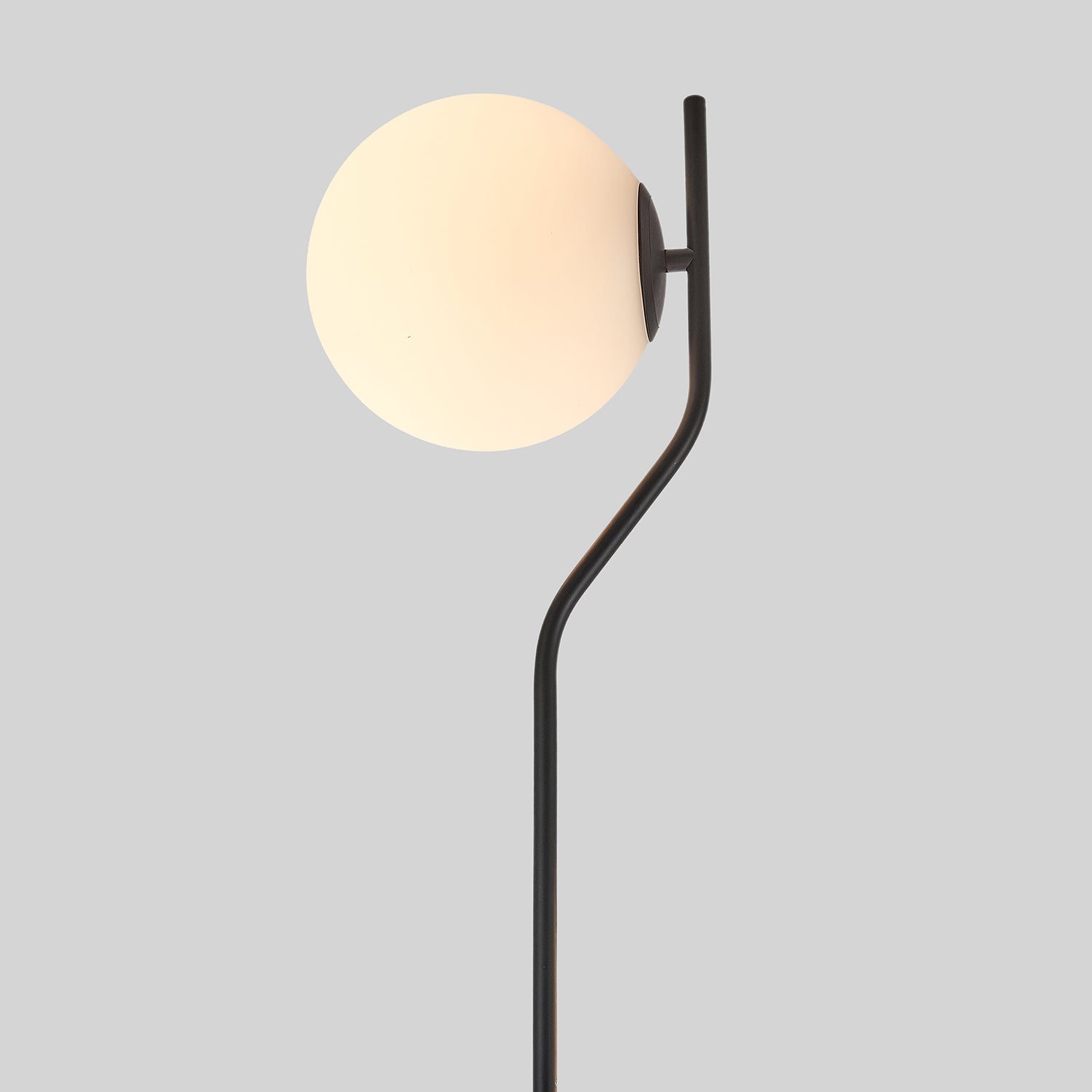 Floor Lamp Maui / Opal Glass & Metal - Floor Lamps