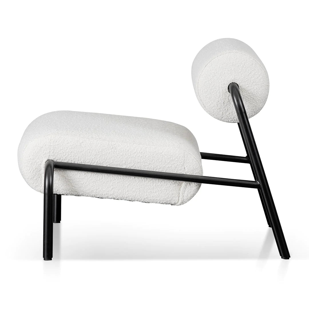 Sasha Lounge Chair - Boucle - Armchairs