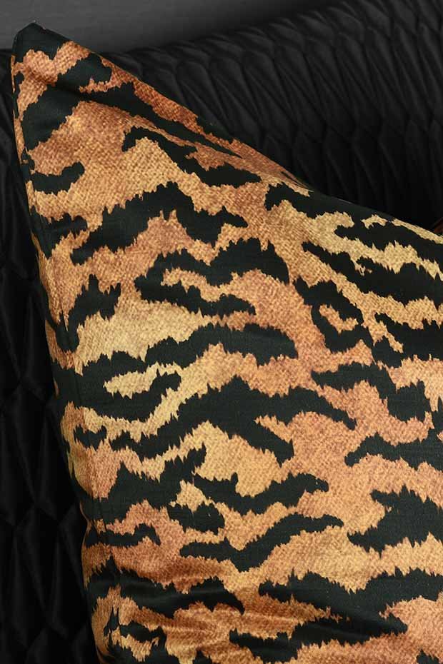 Tiger Printed Lumbar Pillow Cover - Pillow Covers
