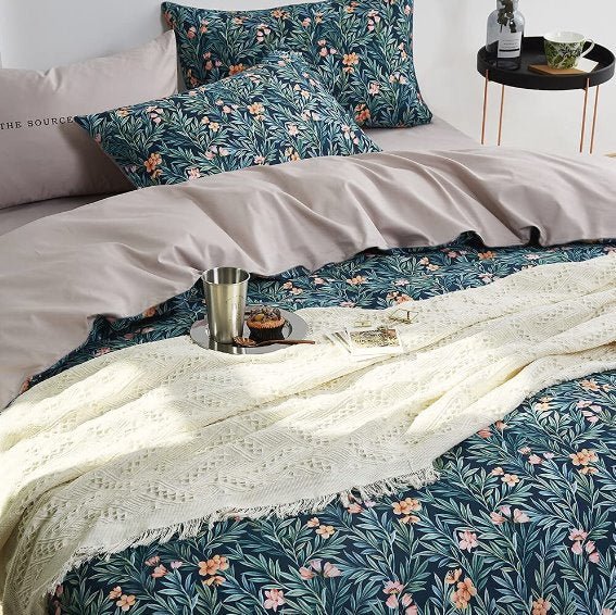 Delicate Modern Floral & Botanical Duvet Cover Set - Duvet Covers