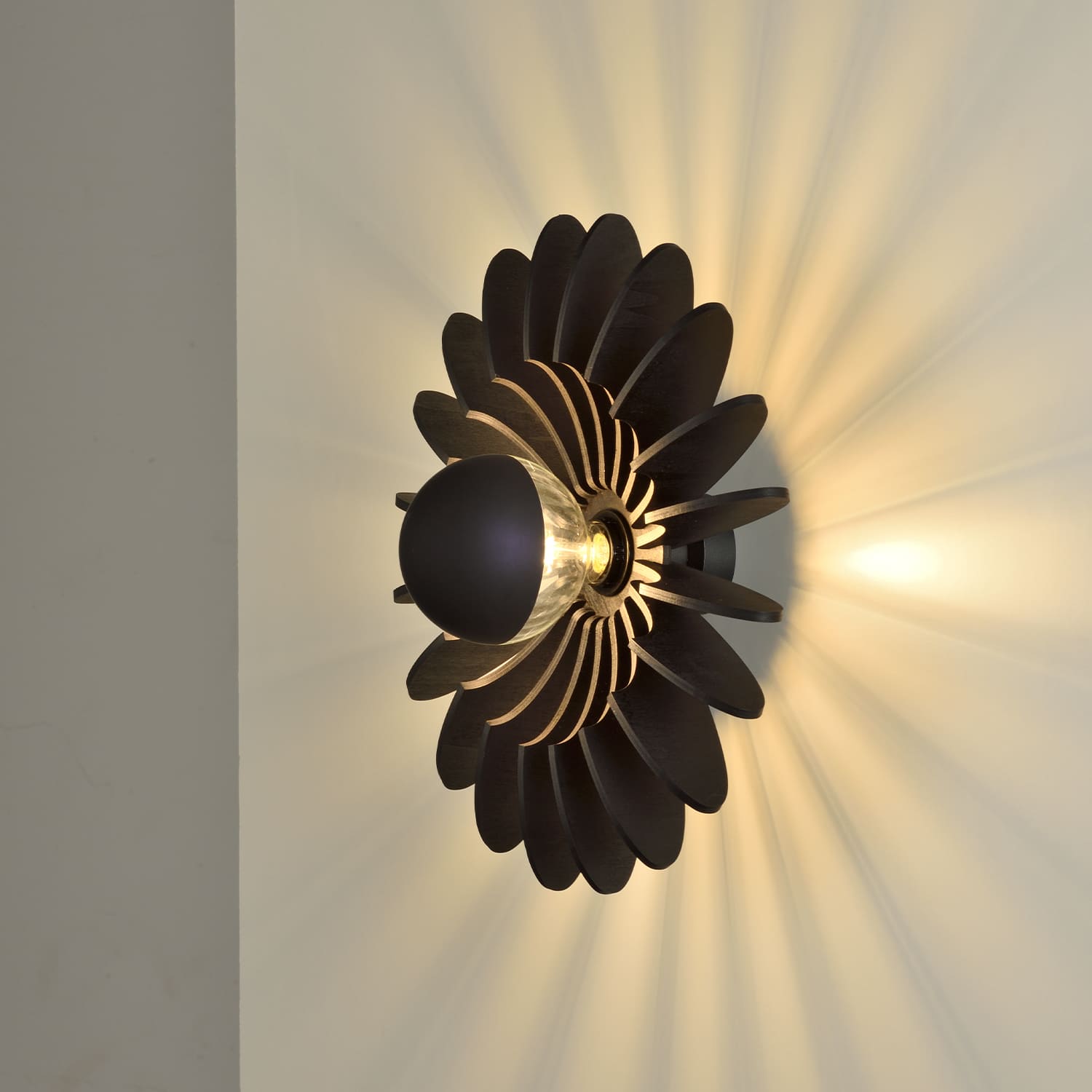 Wall Lamp Rosa Del Desierto / Solid Wood - Wall Lamps